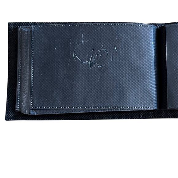 Sanrio Hello Kitty Red Glitter "Fabulous Me" Photo Album 72 Sleeves US Seller - Picture 4 of 7